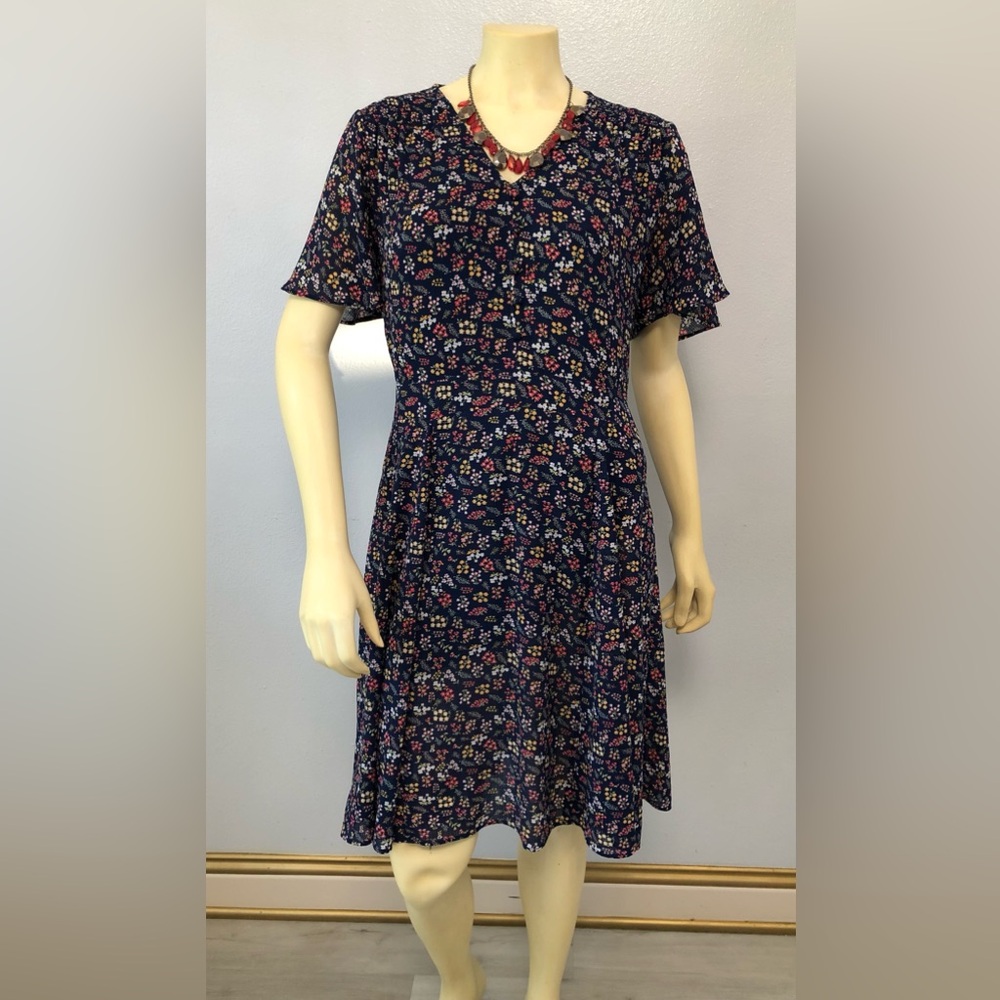 Jane and Delancey Navy Floral V‑Neck Midi Dress with Pink & Yellow Blooms